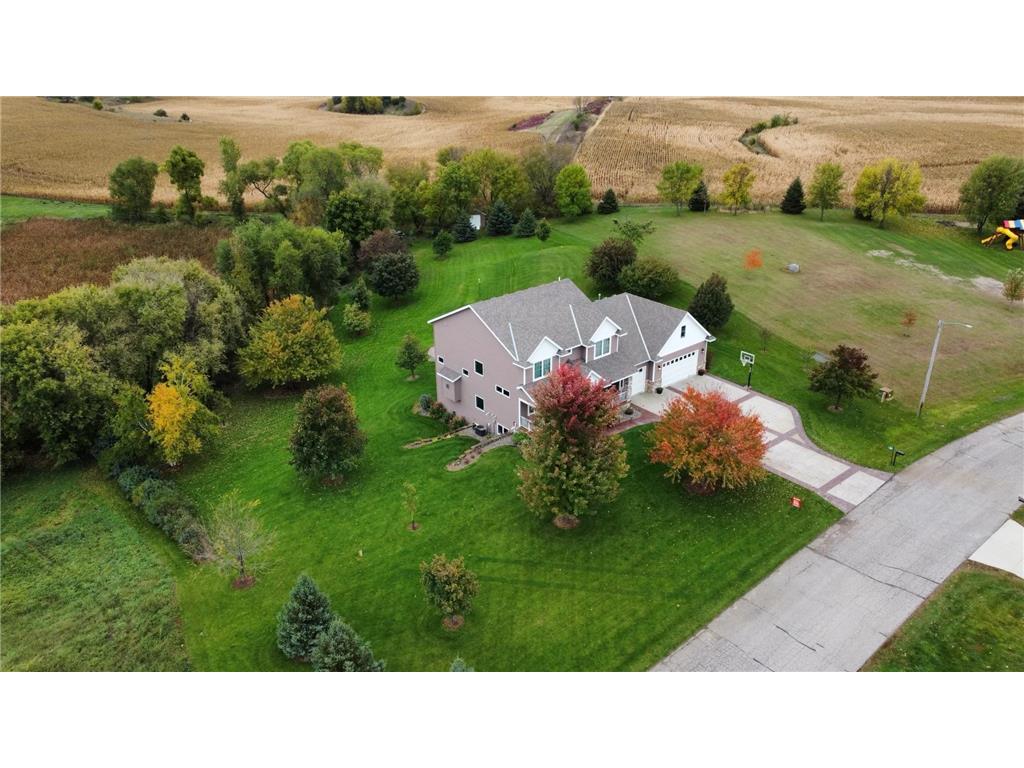 387 57th Avenue NE, Willmar, MN 56201 MLS 6473004 Edina Realty