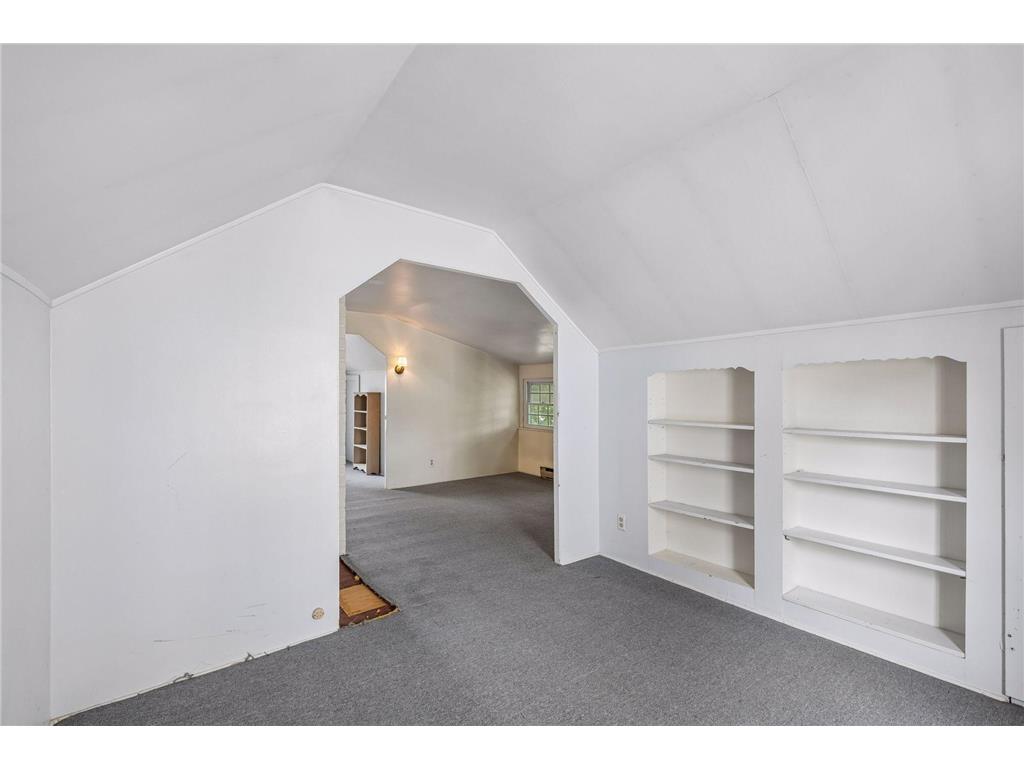 387 Cretin Avenue S Saint Paul MN 55105 7090392 image34