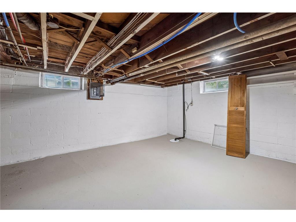 387 Cretin Avenue S Saint Paul MN 55105 7090392 image36