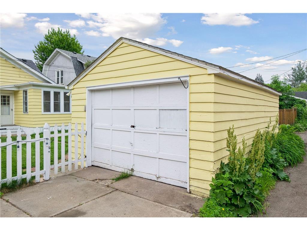 387 Cretin Avenue S Saint Paul MN 55105 7090392 image46