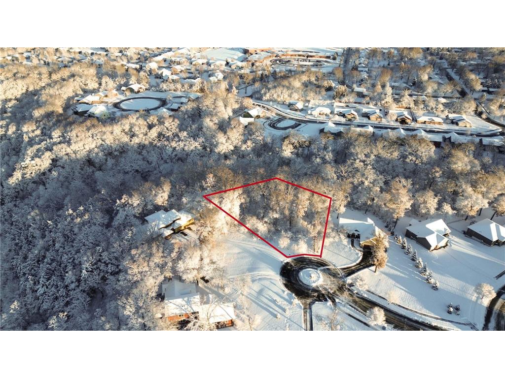 387 Kiana Court River Falls WI 54022 6489837 image1