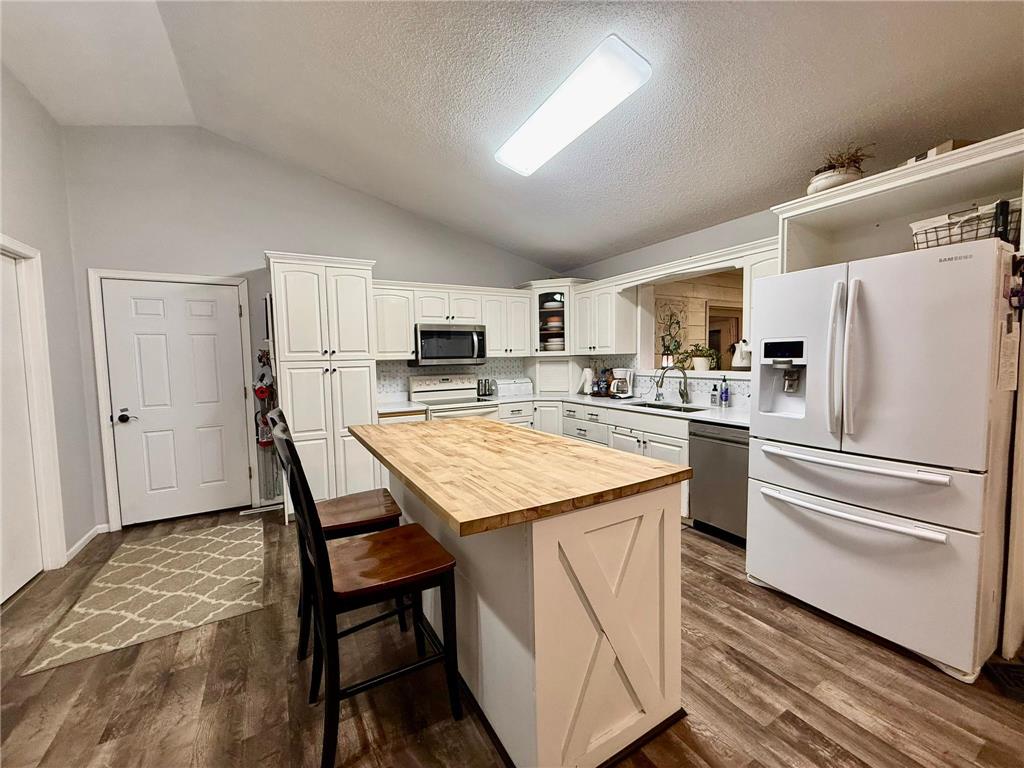 3874 Airway Lane NE Alexandria MN 56308 7053346 image72