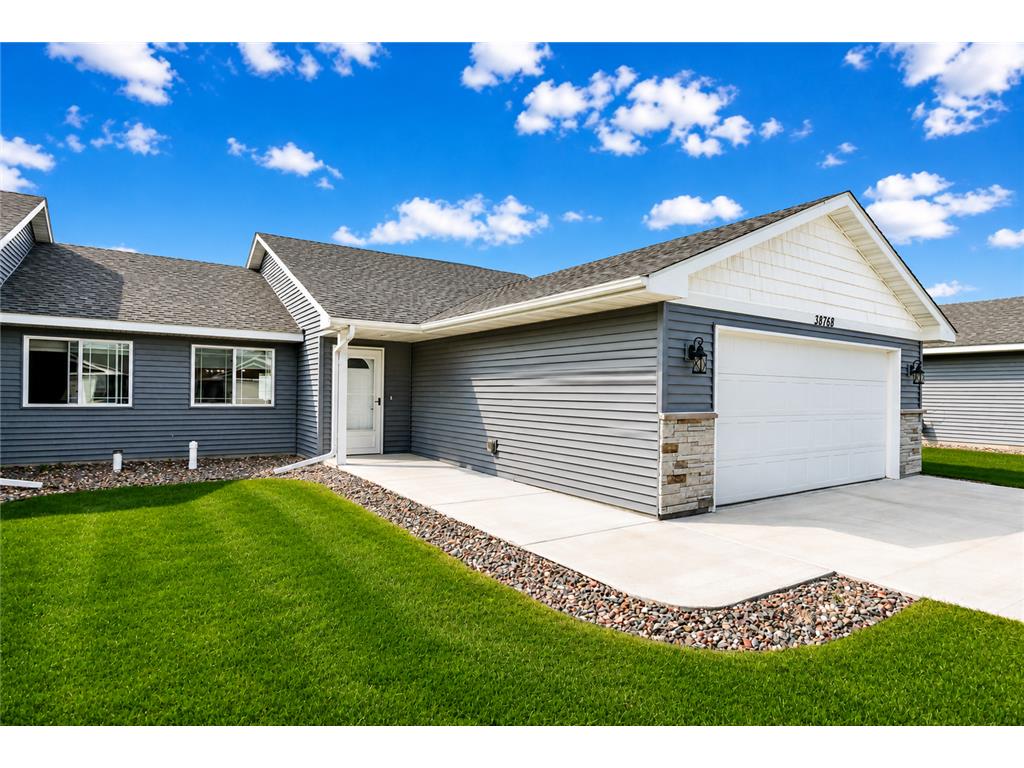 38768 Maple Court North Branch MN 55056 7070554 image2