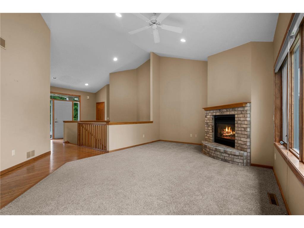 3878 Arlington Drive Woodbury MN 55129 7090101 image10