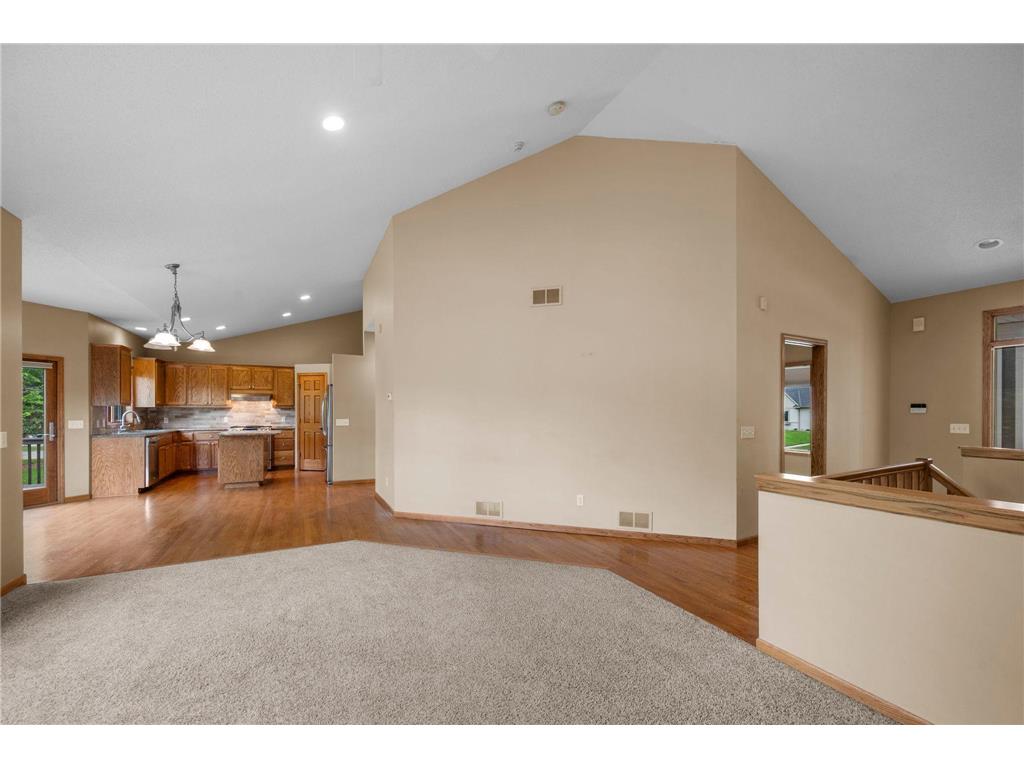 3878 Arlington Drive Woodbury MN 55129 7090101 image11
