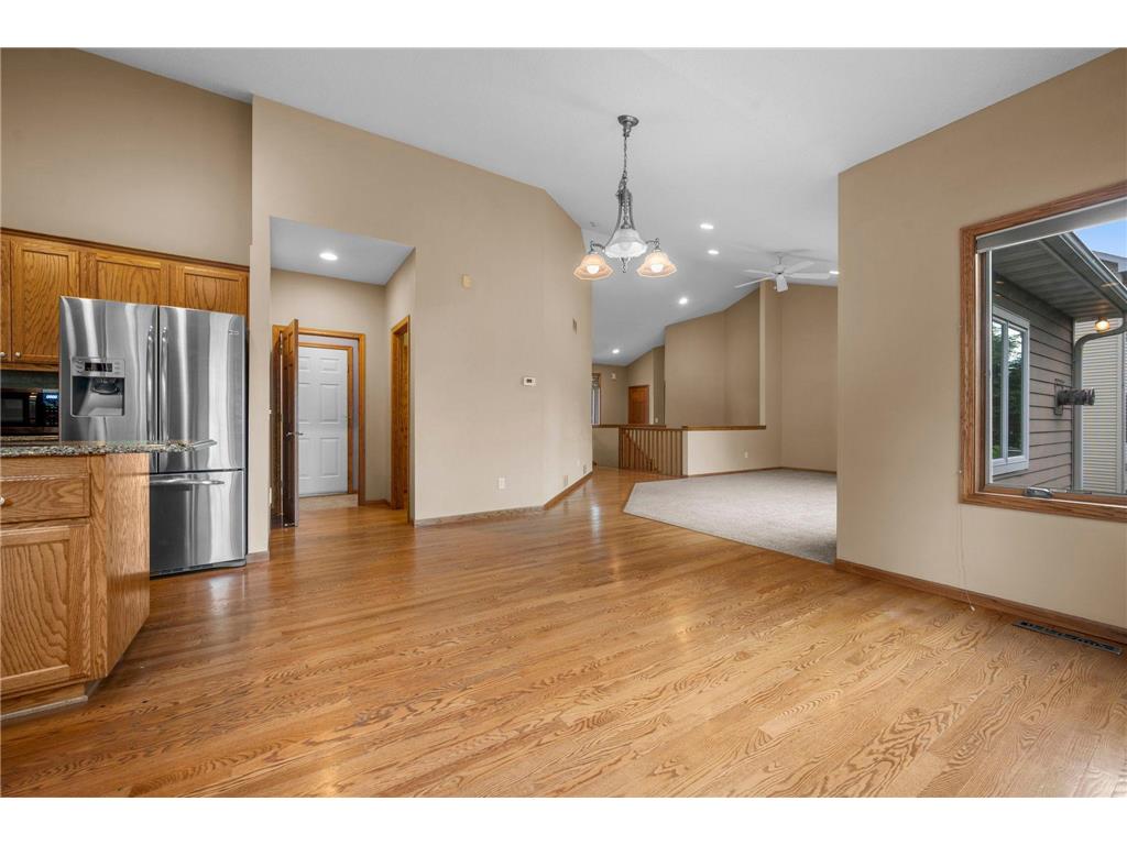 3878 Arlington Drive Woodbury MN 55129 7090101 image17