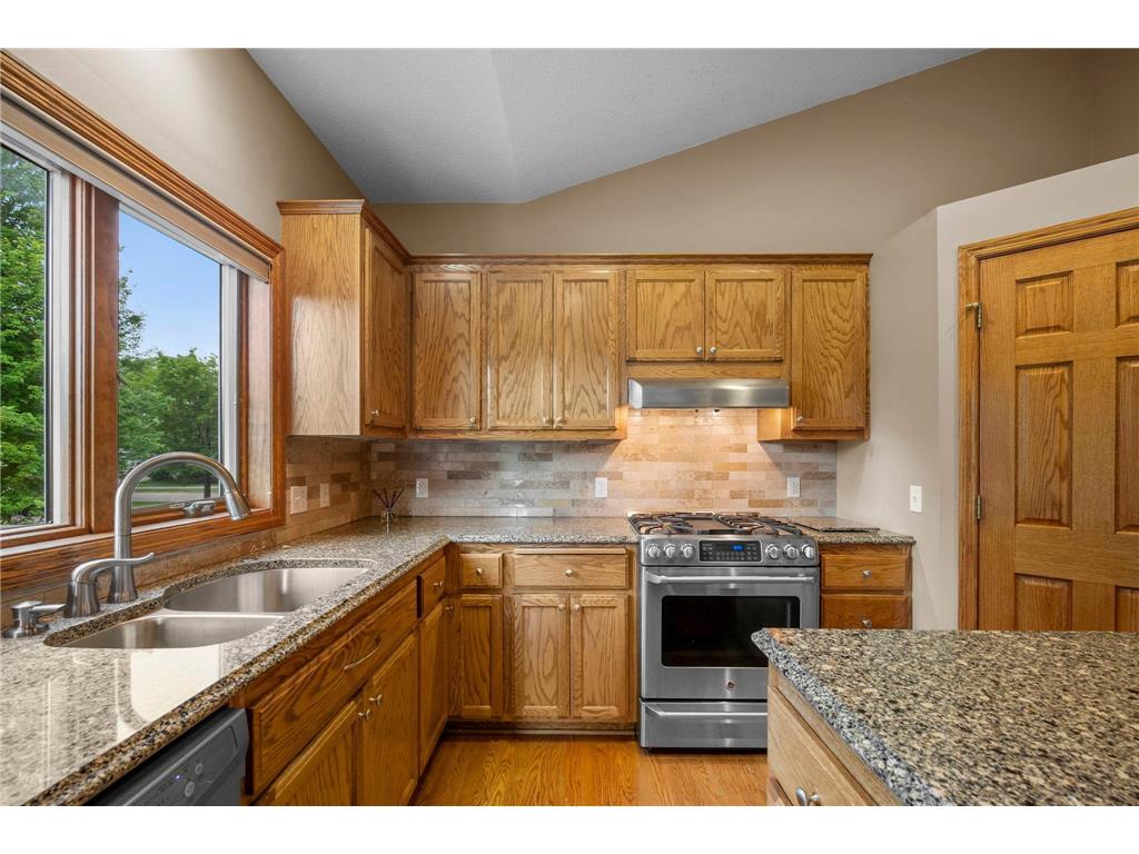 3878 Arlington Drive Woodbury MN 55129 7090101 image21