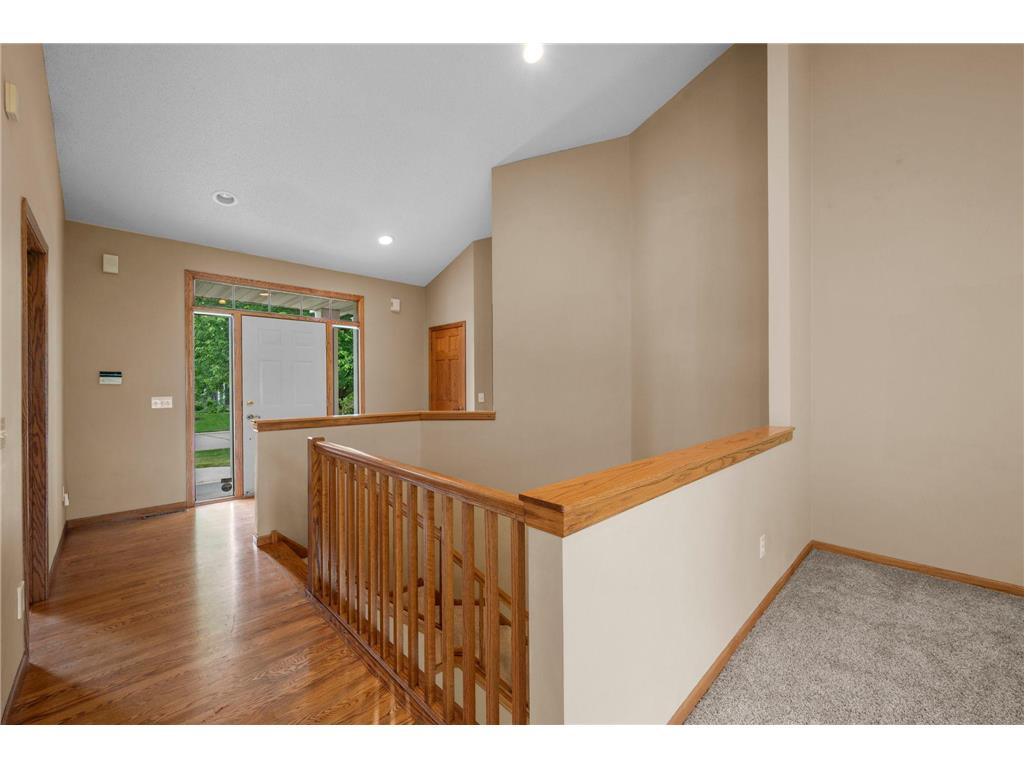3878 Arlington Drive Woodbury MN 55129 7090101 image3