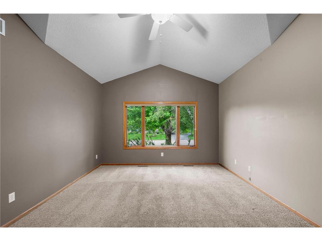 3878 Arlington Drive Woodbury MN 55129 7090101 image36