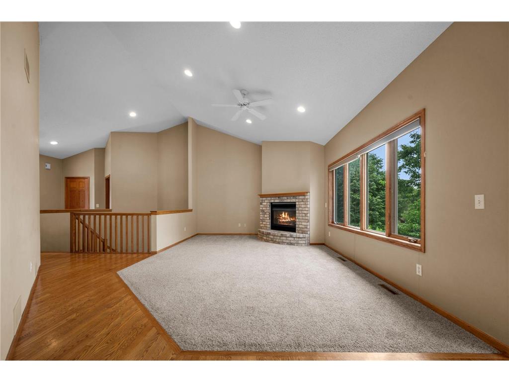 3878 Arlington Drive Woodbury MN 55129 7090101 image4