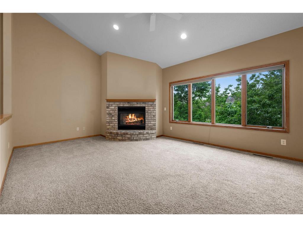 3878 Arlington Drive Woodbury MN 55129 7090101 image8