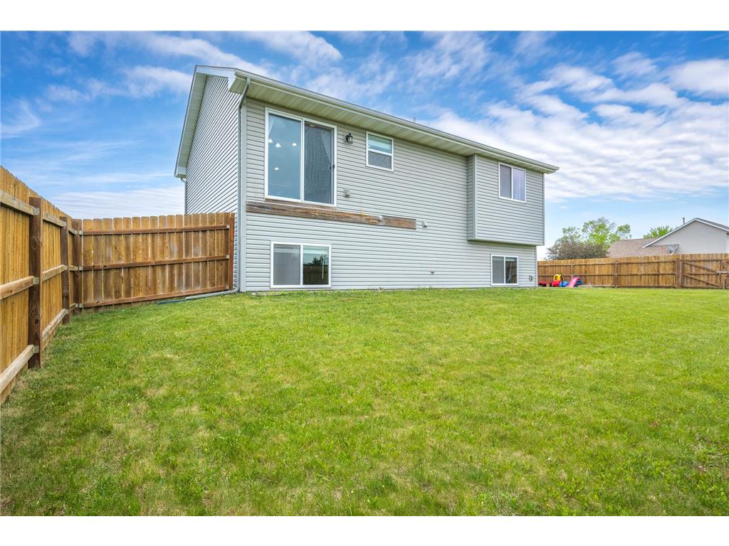 388 Dakota Avenue Roberts WI 54023 7084598 image30