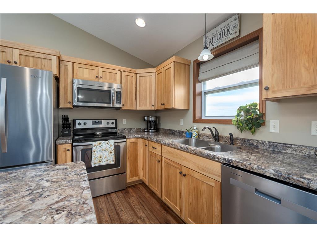 388 Dakota Avenue Roberts WI 54023 7084598 image7