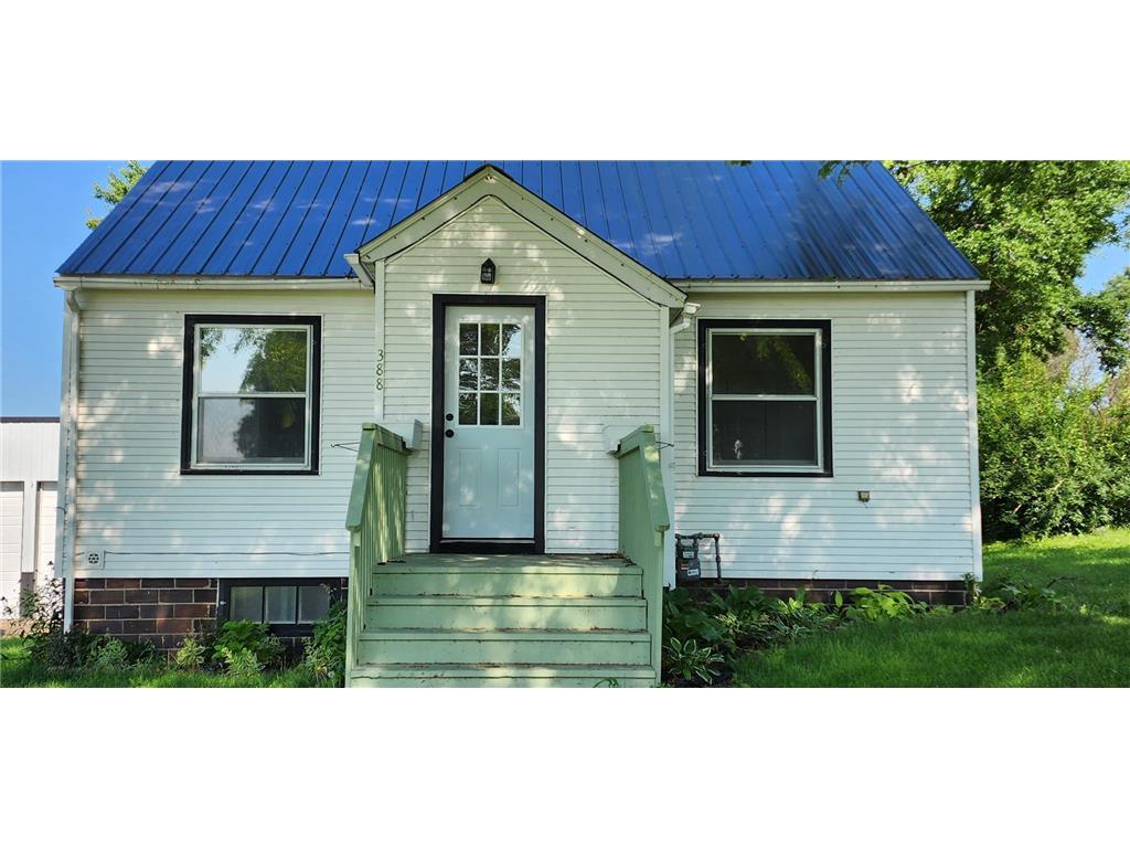 388 Broadway St S Alden MN 56009 6567800 image1