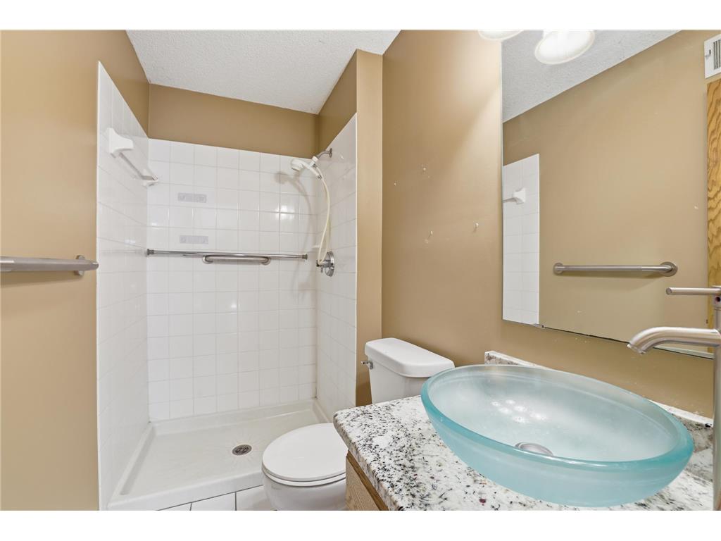 3880 Minnesota Lane N Plymouth MN 55446 7064729 image29