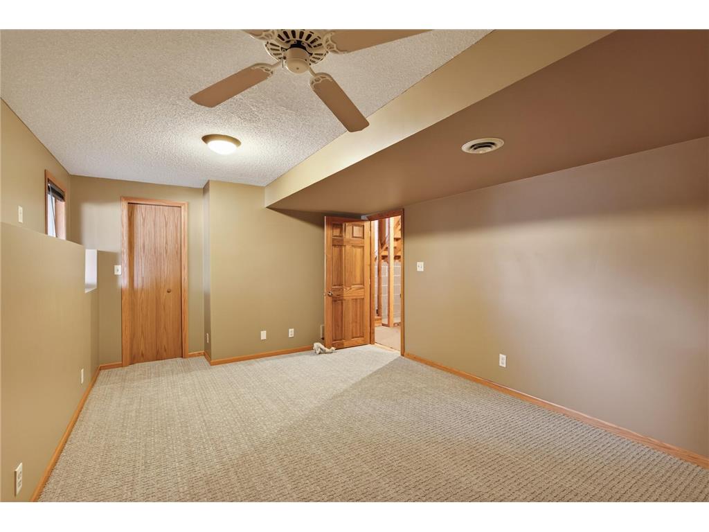 3882 121st Circle NW Coon Rapids MN 55433 7046790 image35