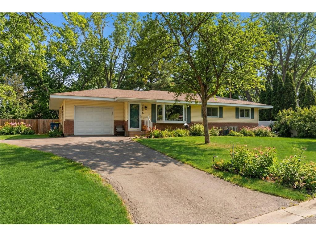 3886 Hill Avenue White Bear Lake MN 55110 7022604 image1