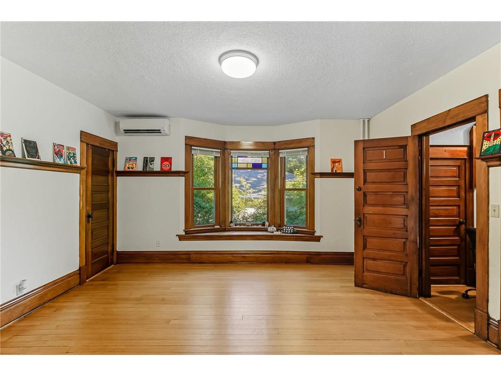 389 Fairview Avenue N Saint Paul MN 55104 6778578 image10