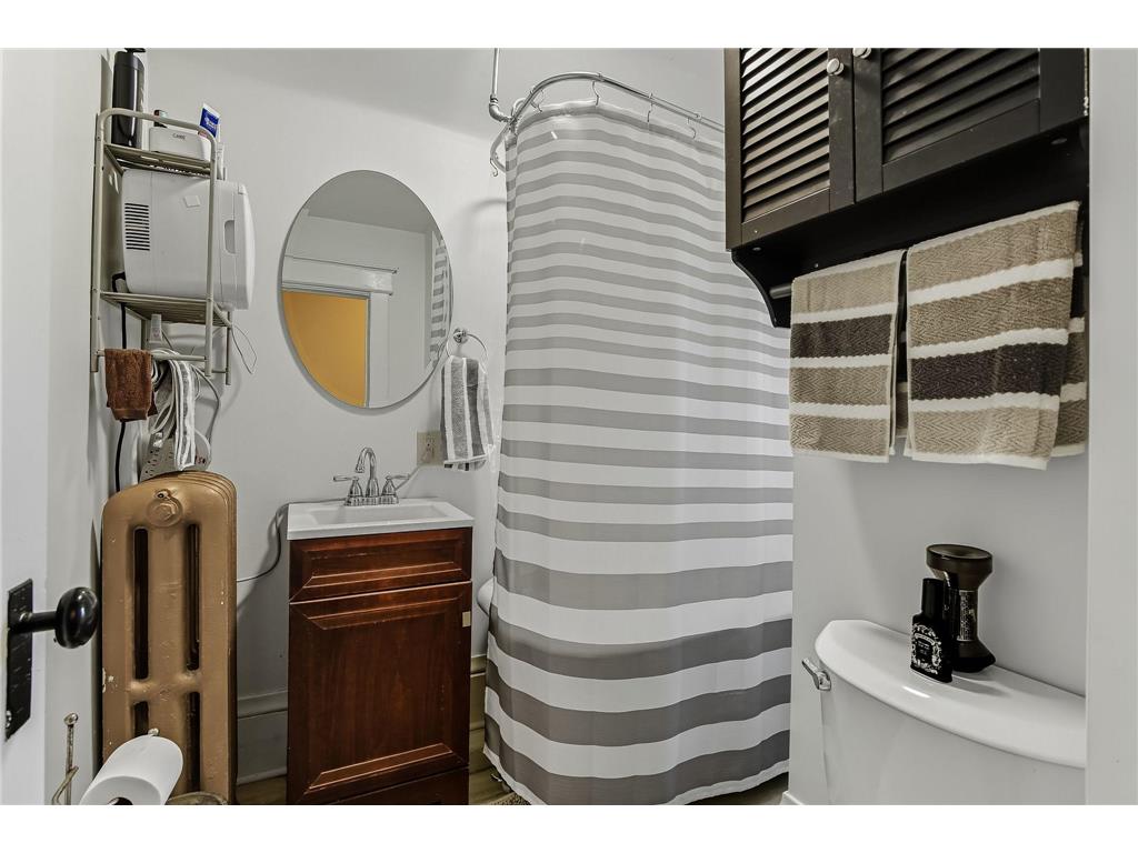 389 Fairview Avenue N Saint Paul MN 55104 6778578 image34