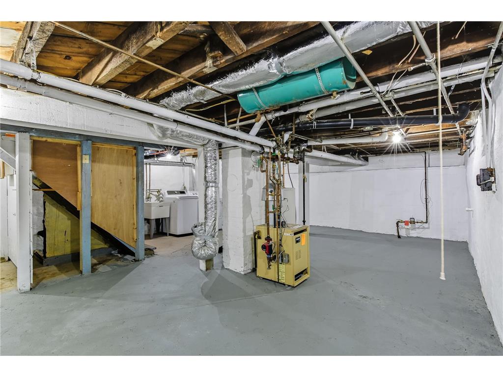 389 Fairview Avenue N Saint Paul MN 55104 6778578 image37