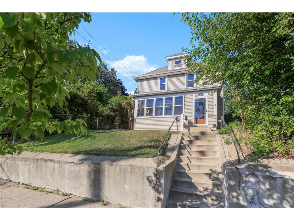 389 Fairview Avenue N Saint Paul MN 55104 7005069 image3