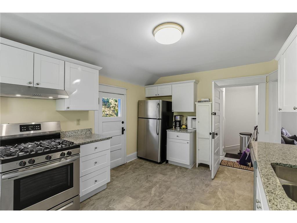 389 Fairview Avenue N Saint Paul MN 55104 7005069 image32