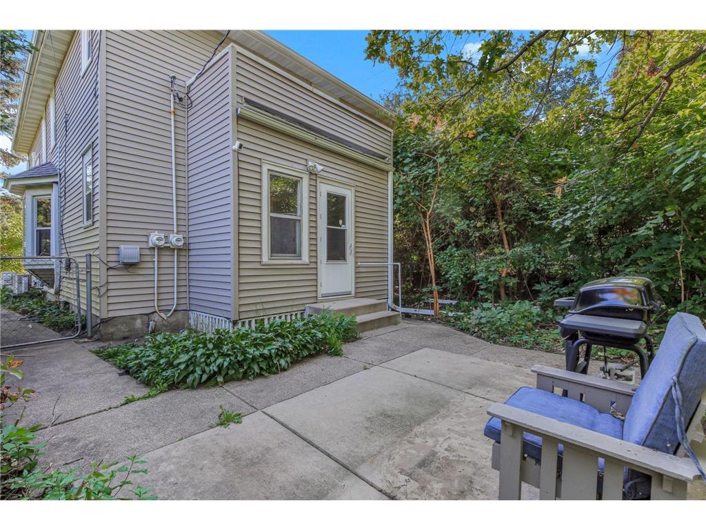 389 Fairview Avenue N Saint Paul MN 55104 7005069 image41