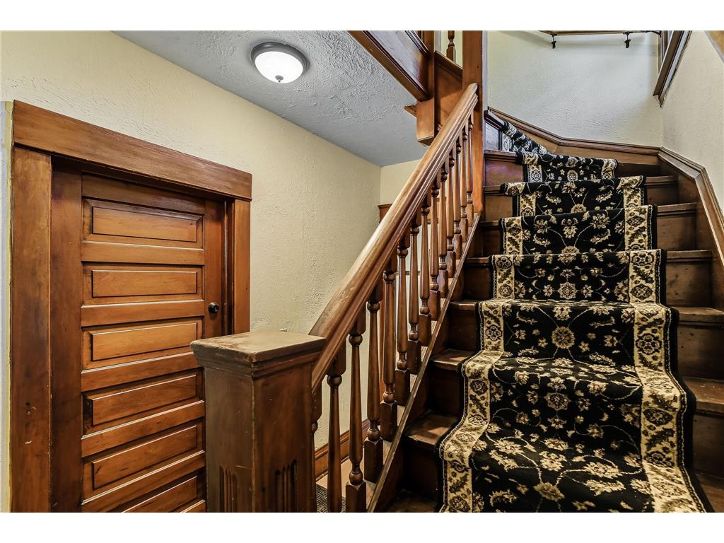 389 Fairview Avenue N Saint Paul MN 55104 7005069 image8