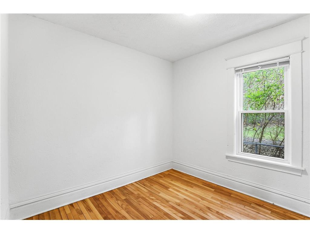 389 Fairview Avenue N Saint Paul MN 55104 7045756 image19
