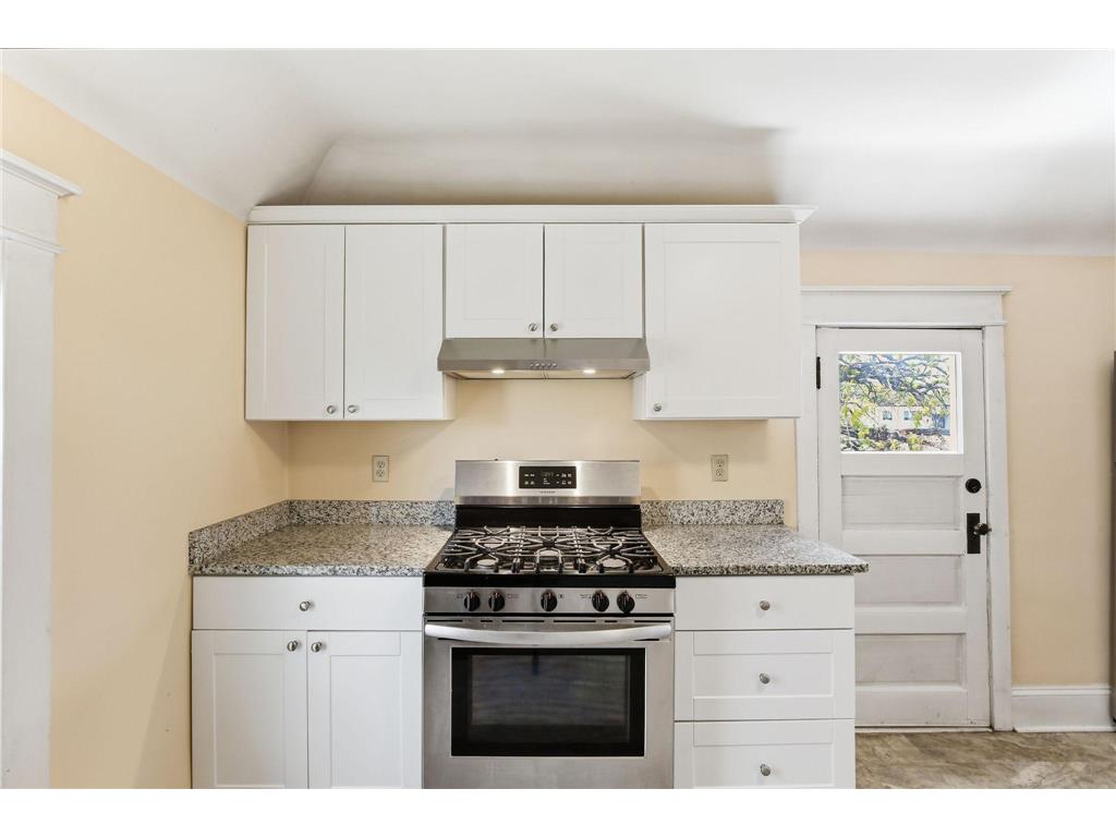 389 Fairview Avenue N Saint Paul MN 55104 7045756 image32