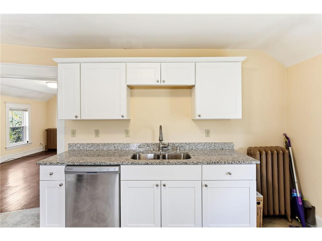 389 Fairview Avenue N Saint Paul MN 55104 7045756 image33