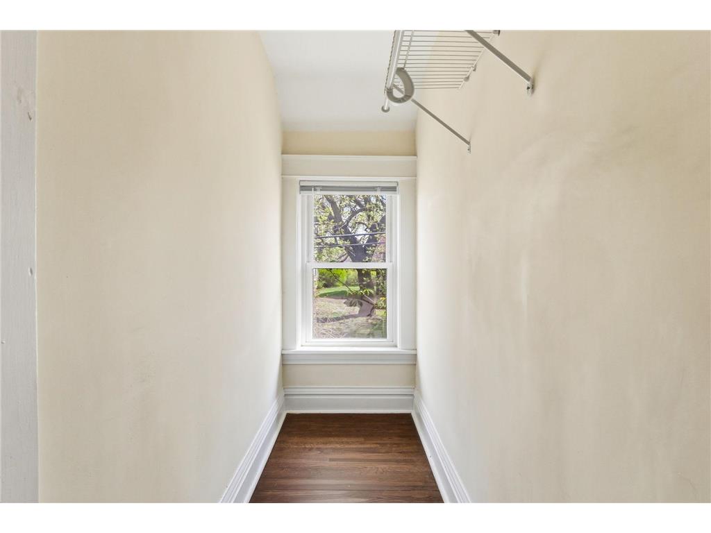 389 Fairview Avenue N Saint Paul MN 55104 7045756 image40