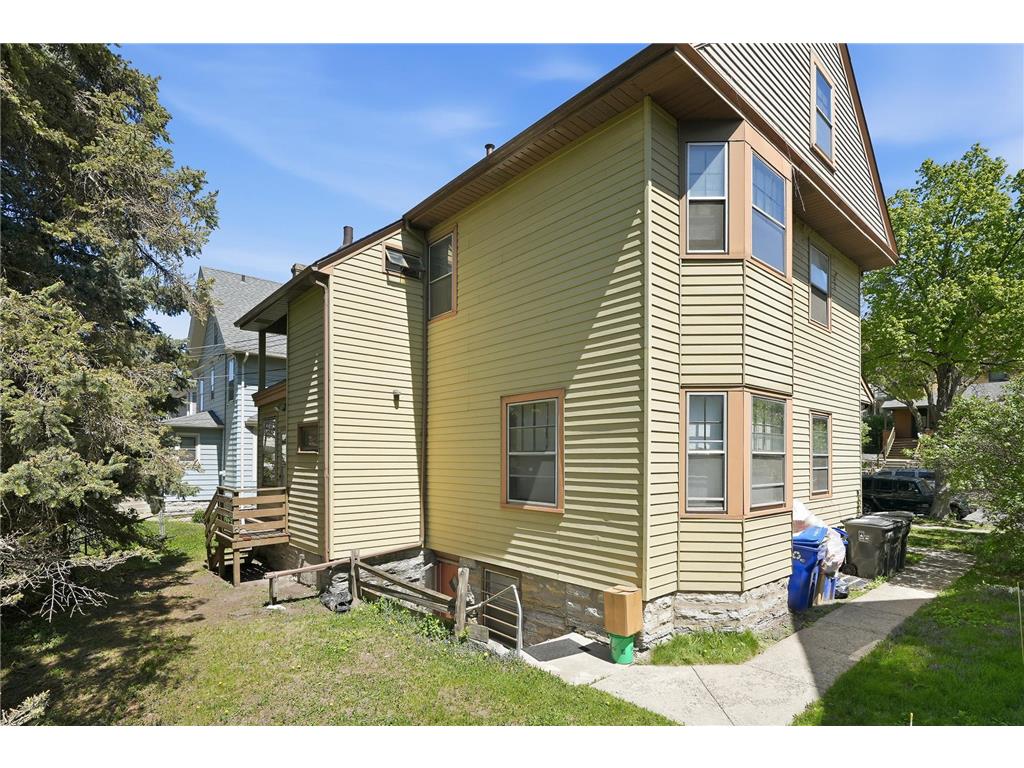 389 Maple Street Saint Paul MN 55106 7019367 image3