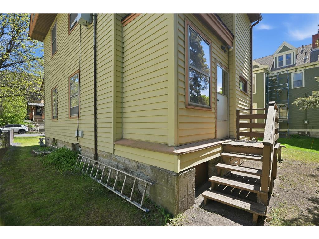389 Maple Street Saint Paul MN 55106 7019367 image4