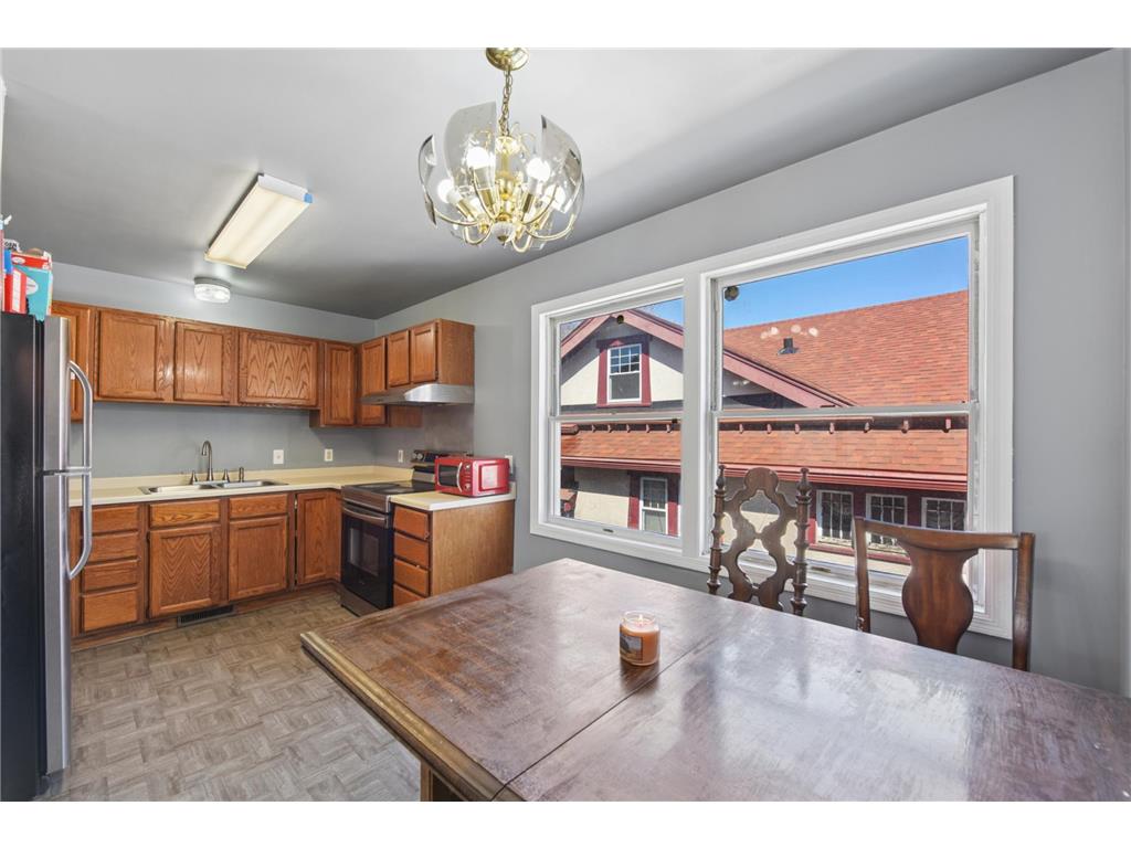 389 Roy Street N Saint Paul MN 55104 7066449 image12