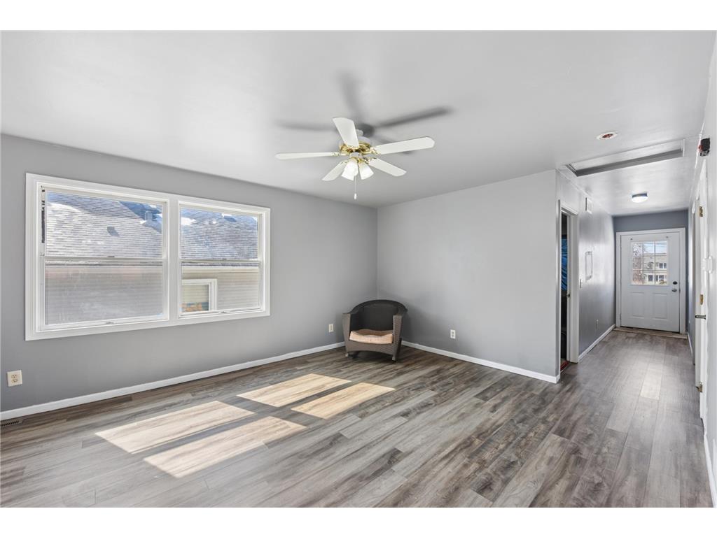 389 Roy Street N Saint Paul MN 55104 7066449 image6