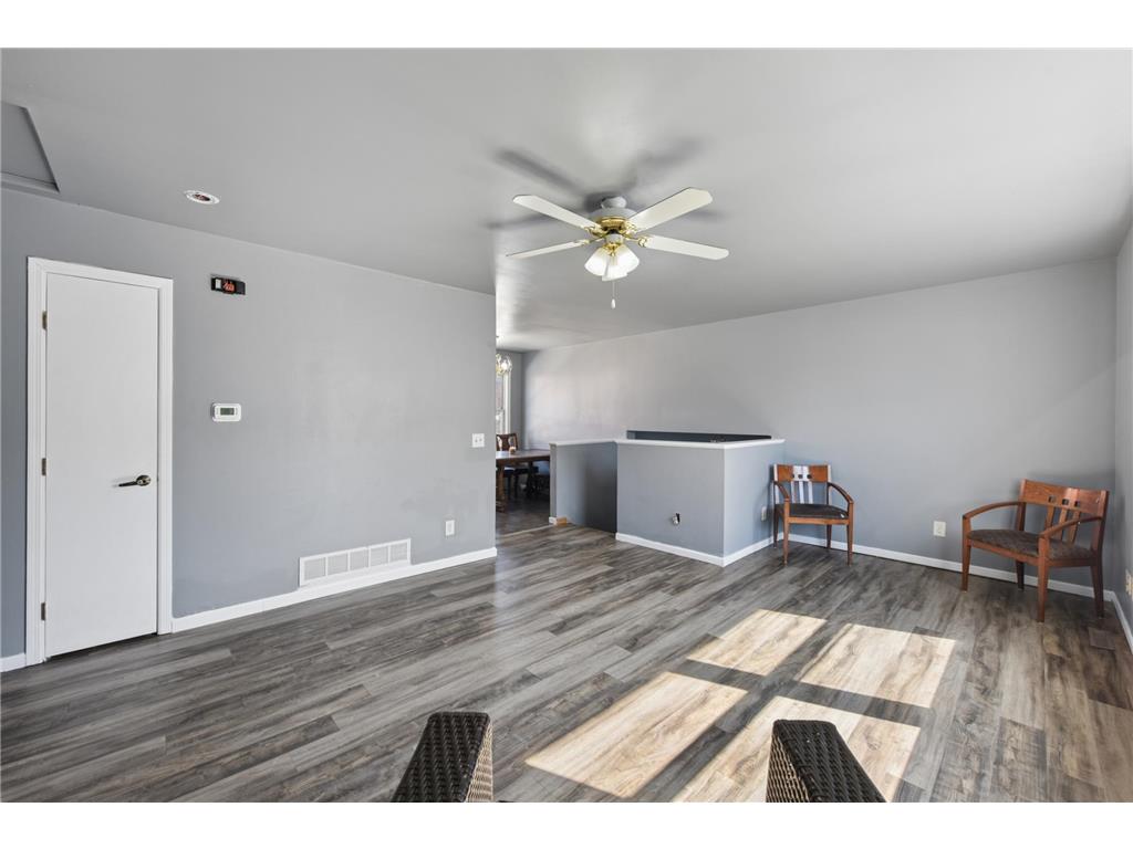 389 Roy Street N Saint Paul MN 55104 7066449 image8