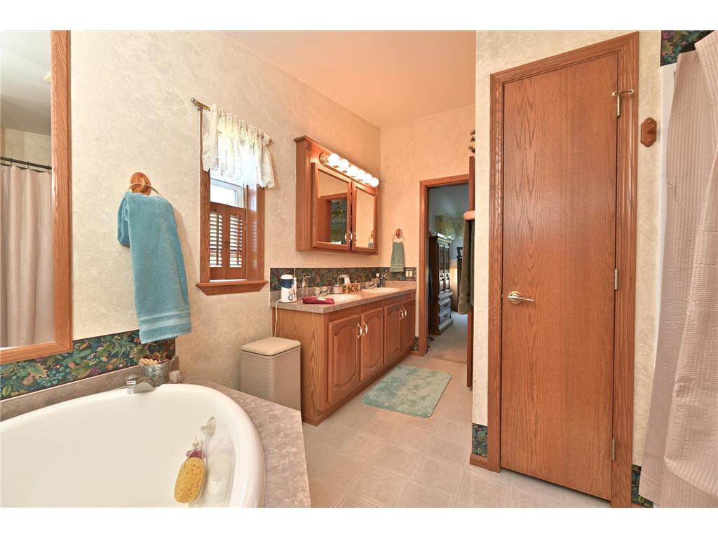 38922 Christie Lane Cohasset MN 55721 - Bass Lake 6712892 image15