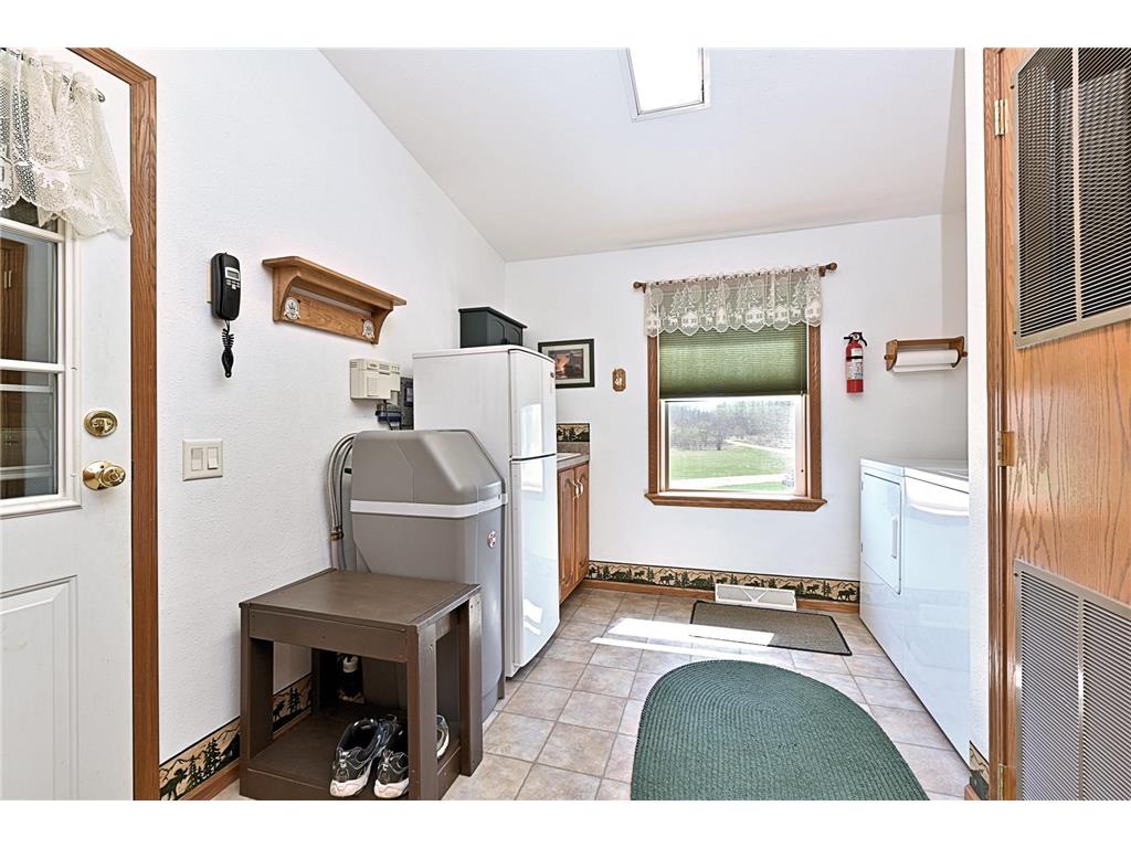 38922 Christie Lane Cohasset MN 55721 - Bass Lake 6712892 image18