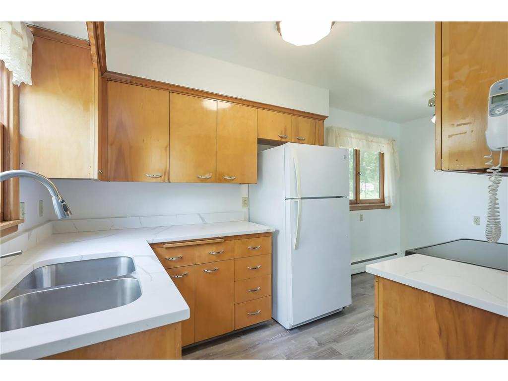 3893 Victoria Street N Shoreview MN 55126 - Island Lake 7080005 image3