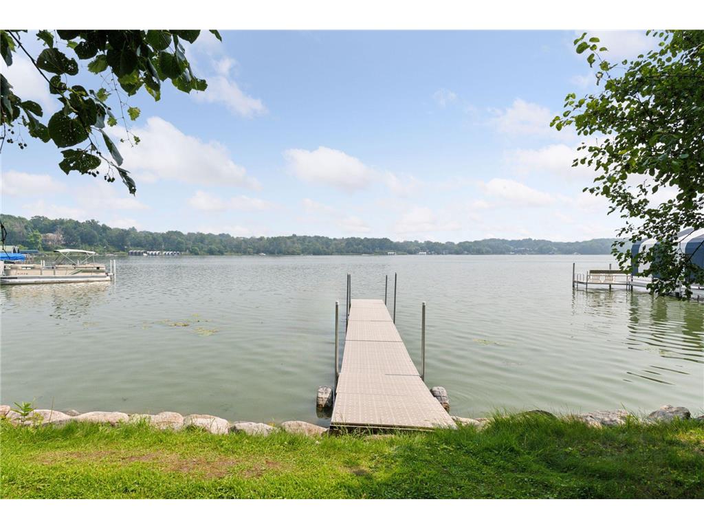 3895 Bayside Road Orono MN 55356 - Lake Minnetonka 7061121 image3