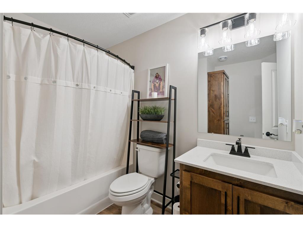 38958 Elm Court North Branch MN 55056 6784744 image16