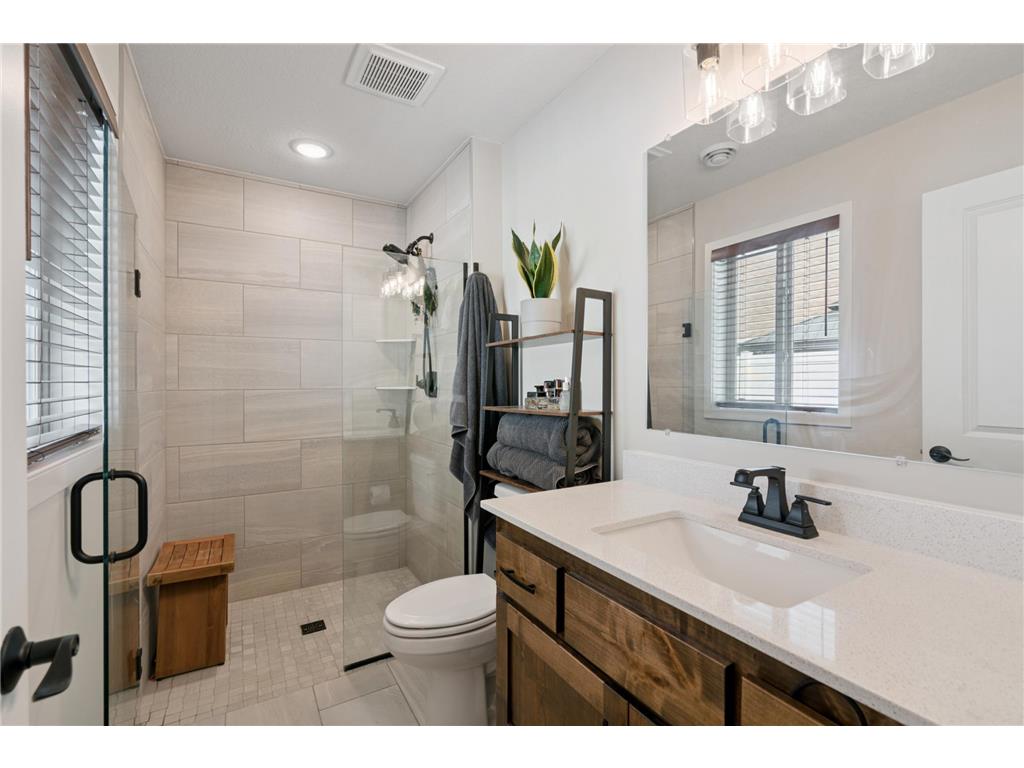 38958 Elm Court North Branch MN 55056 6784744 image18