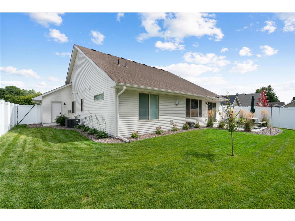 38958 Elm Court North Branch MN 55056 6784744 image24