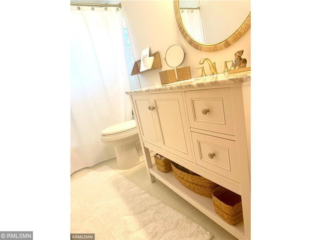 39 Grove Street Mahtomedi MN 55115 - White Bear 6815104 image10