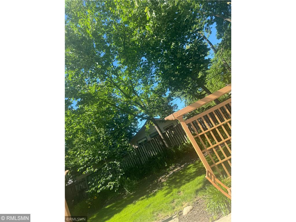 39 Grove Street Mahtomedi MN 55115 - White Bear 6815104 image13