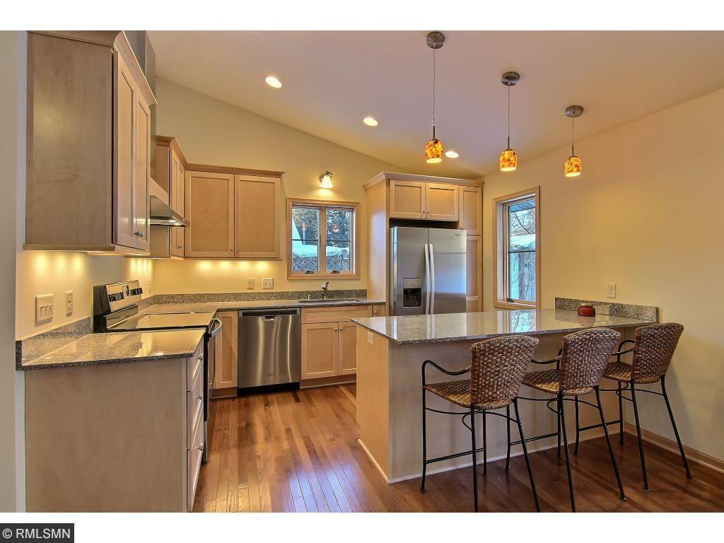 39 Grove Street Mahtomedi MN 55115 - White Bear 6815104 image2