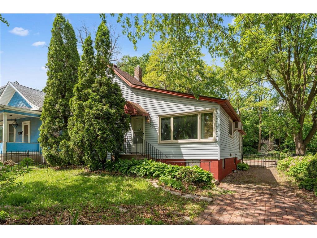 39 Magnolia Avenue E Saint Paul MN 55117 6725623 image1