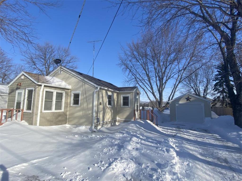 39 W Lhotka Avenue Appleton MN 56208 6344293 image1