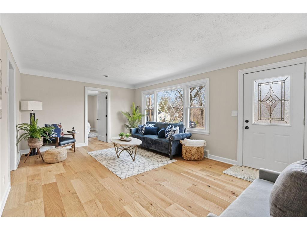 39 West Road Circle Pines MN 55014 6703998 image1